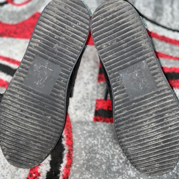 Giuseppe Zanotti - Picture 3 of 5